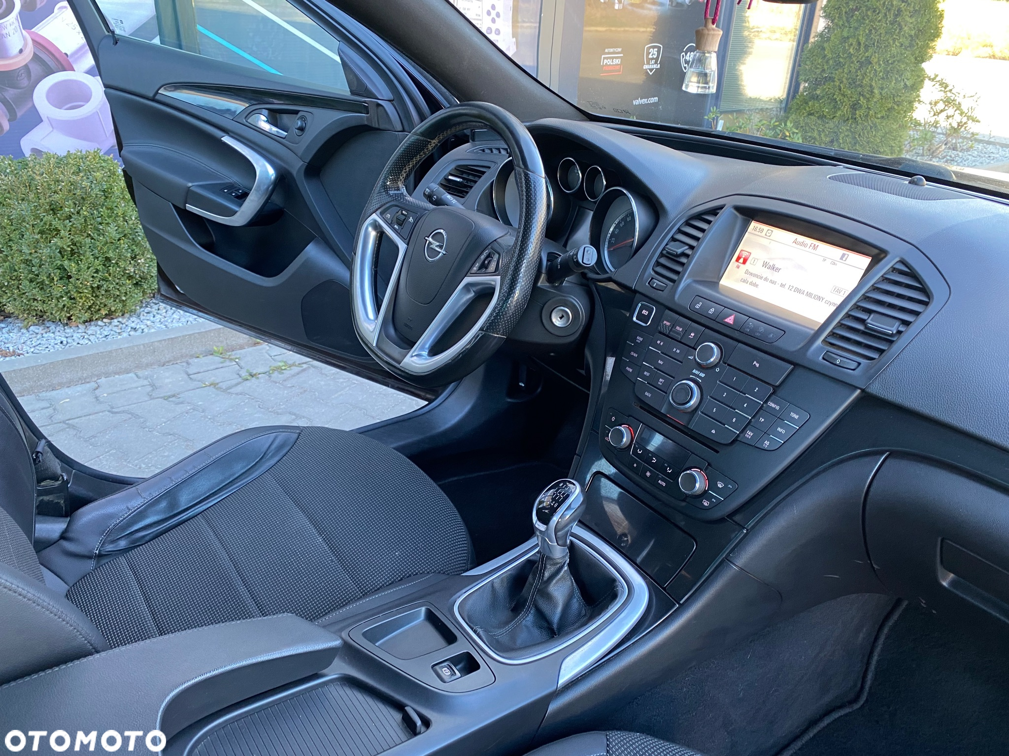 Opel Insignia - 8