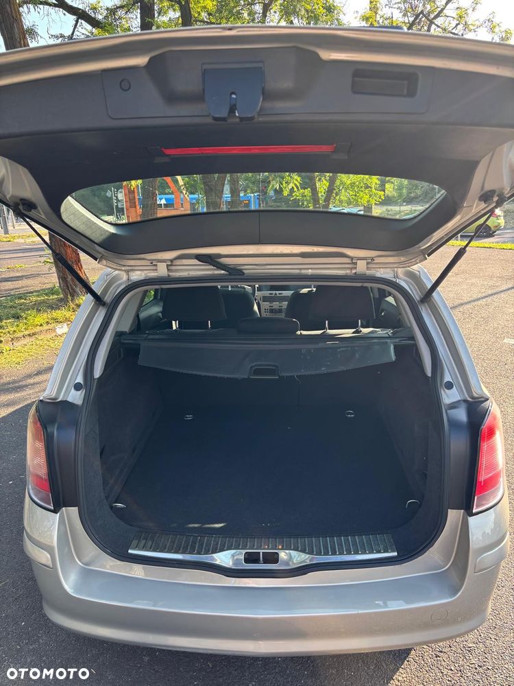Opel Astra III 1.6 Enjoy - 17