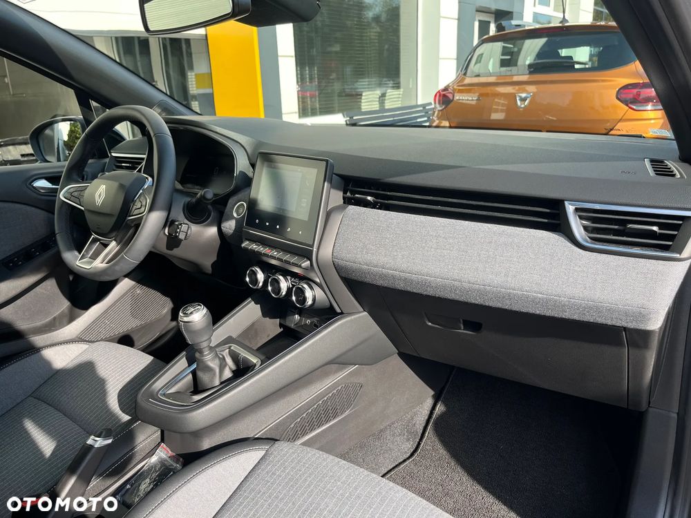 Renault Clio - 20