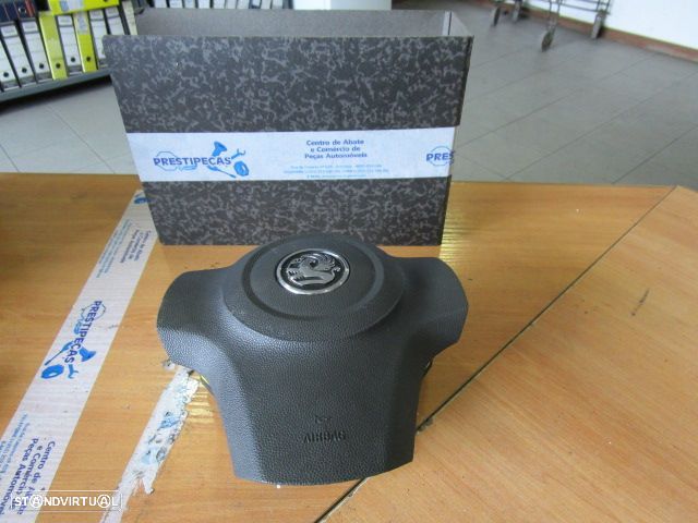 Airbag Condutor 13235771 OPEL CORSA D 2008 VAUXHALL CORSA D 2008 - 1
