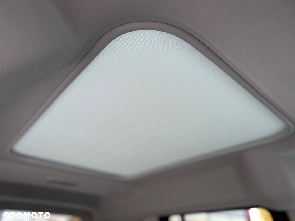 Ford Tourneo Connect 1.5 EcoBlue Titanium - 17