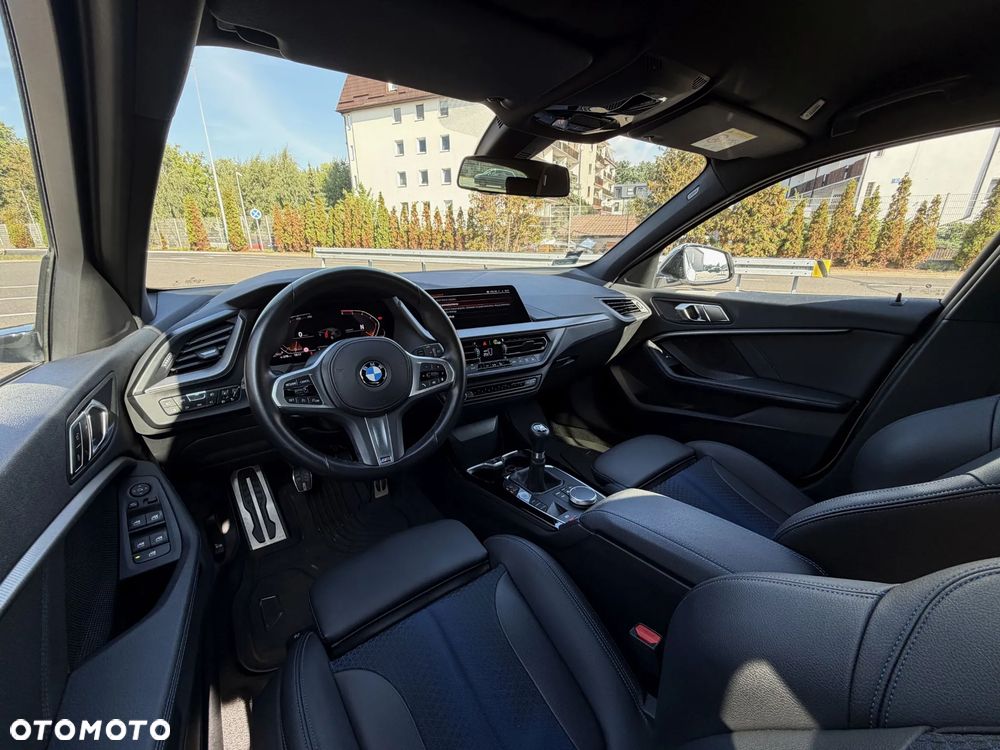 BMW Seria 1 118d M Sport - 12