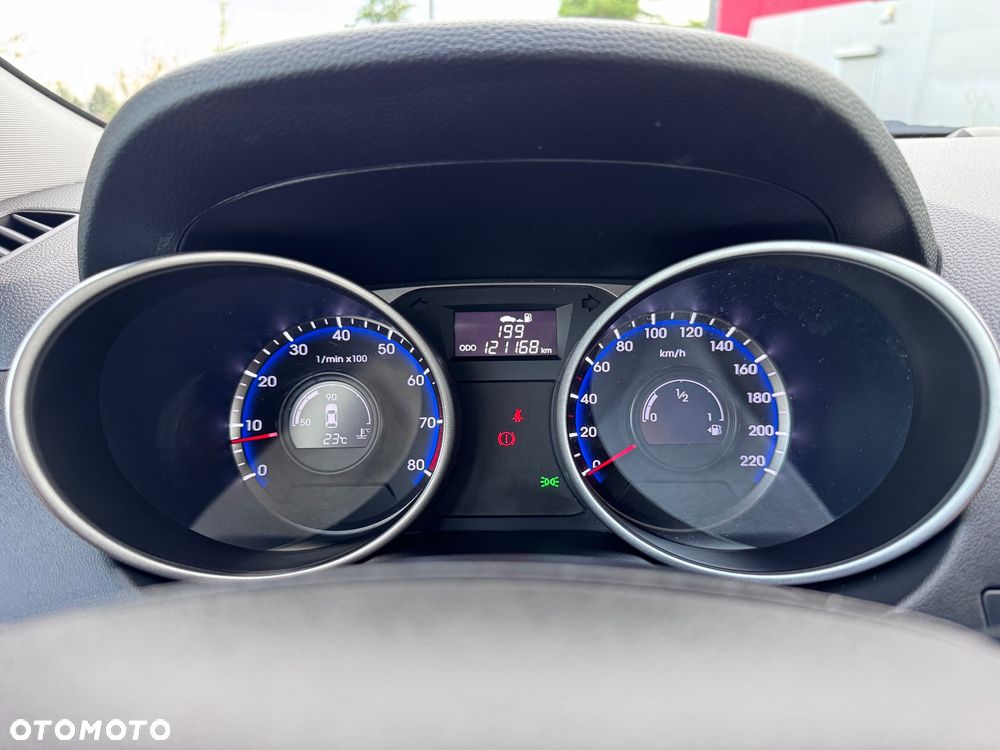 Hyundai ix35 - 13
