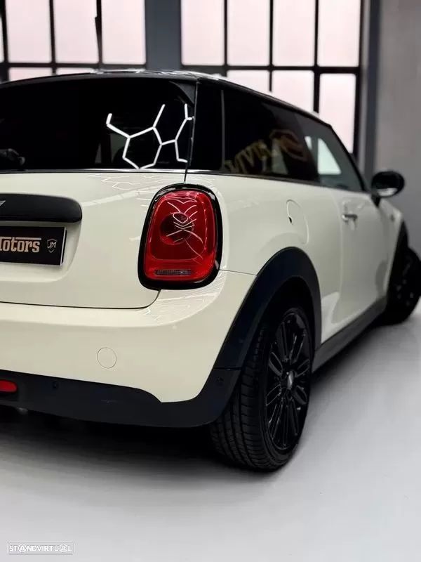 MINI 3 Portas One D - 13