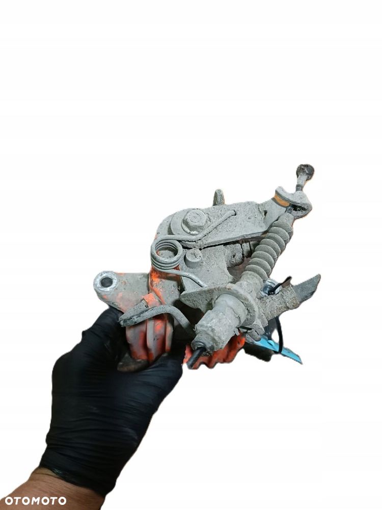 SKODA OCTAVIA II 04-10 1,6 B ZACISK HAMULCOWY LEWY TYŁ LT - 2