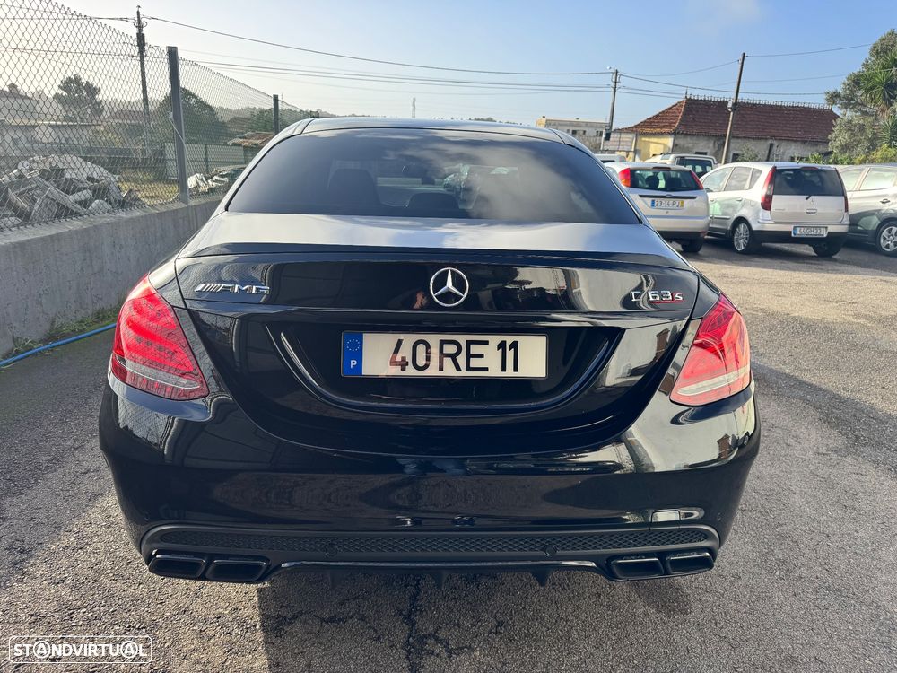 Mercedes-Benz C 63 AMG S - 10