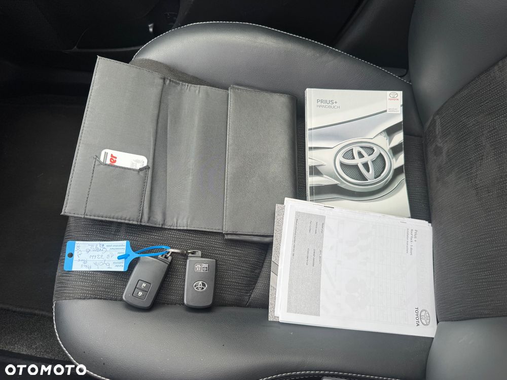 Toyota Prius+ - 22