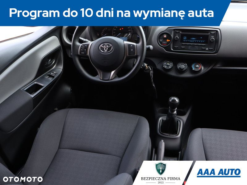 Toyota Yaris - 8