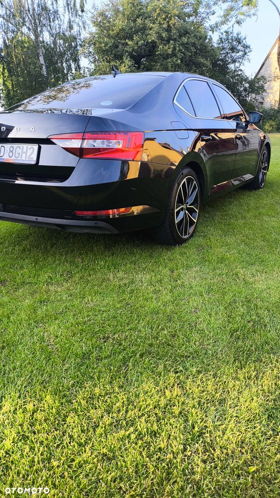 Skoda Superb 2.0 TDI Sportline DSG7 - 8