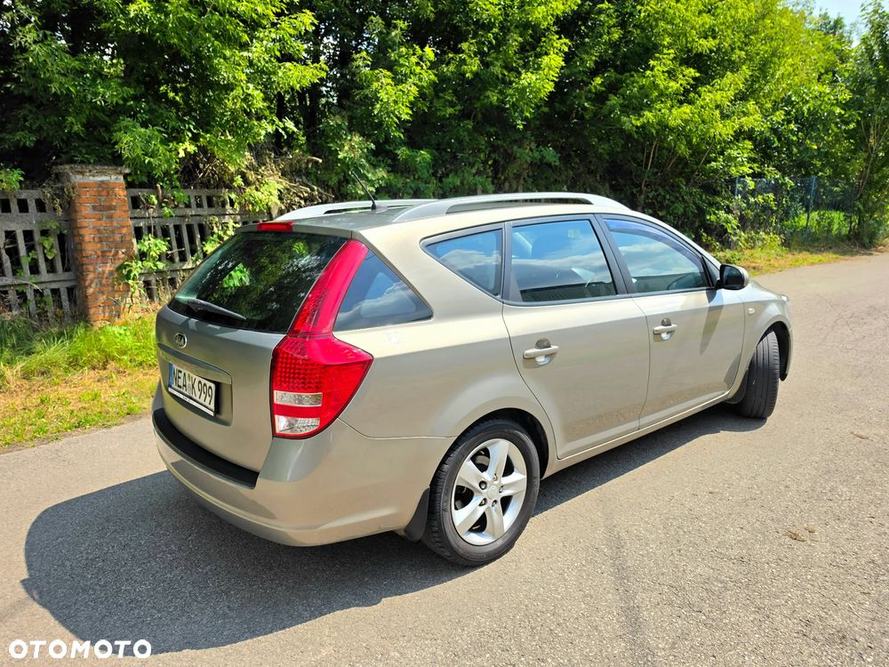 Kia Ceed 1.4 Comfort - 19