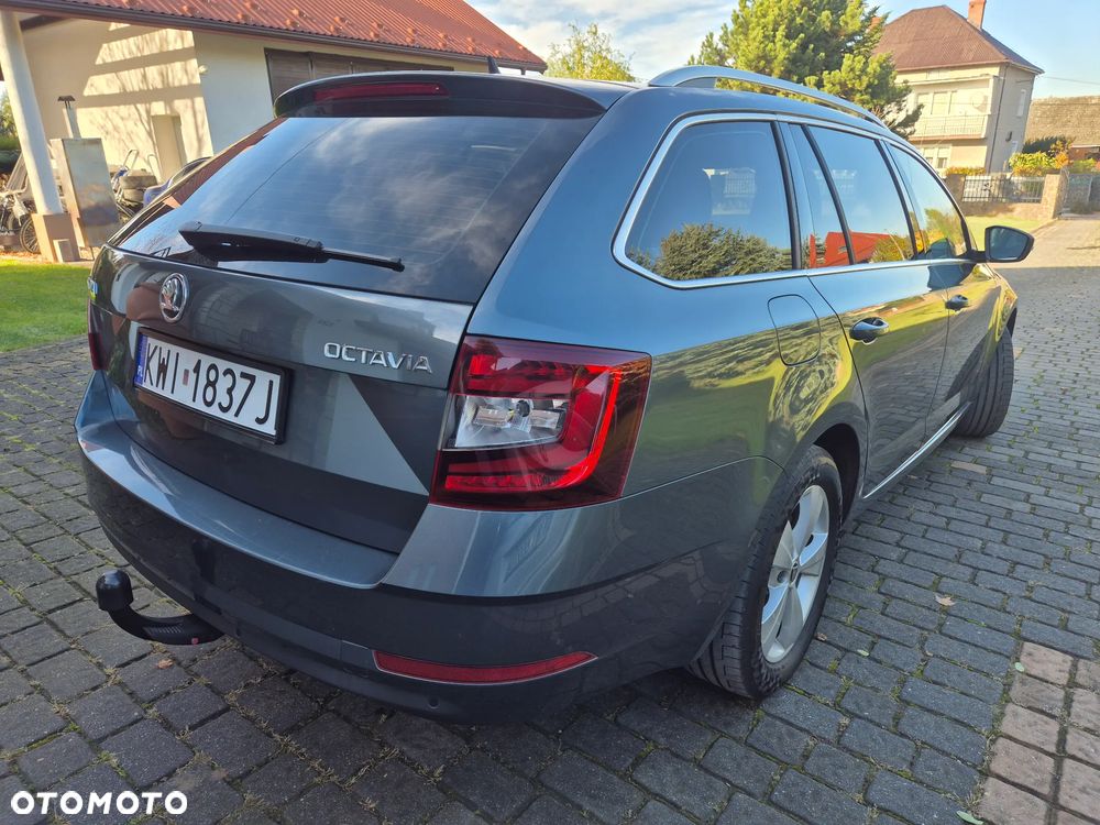 Skoda Octavia 2.0 TDI Style DSG - 7
