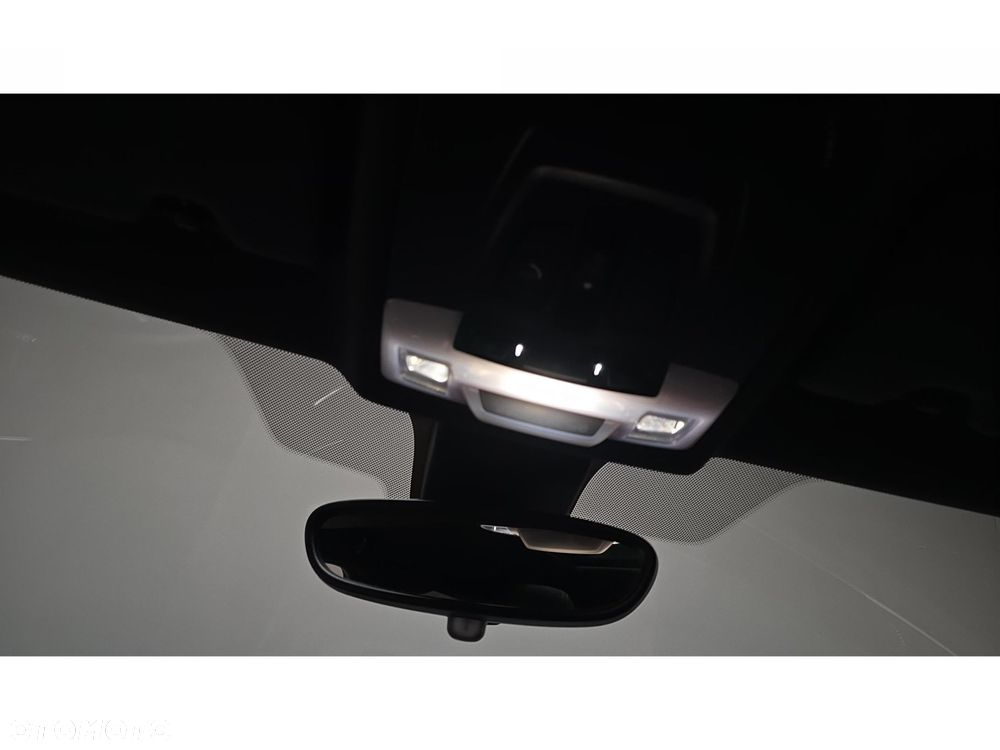 BMW X2 xDrive20d Advantage - 32