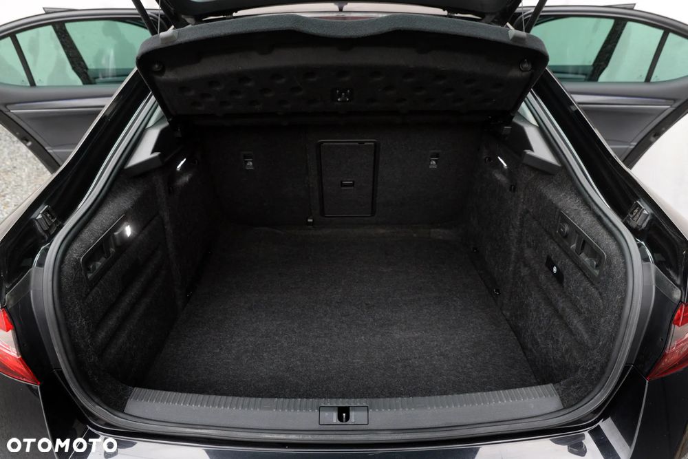 Skoda Superb 2.0 TDI DSG L&K - 23