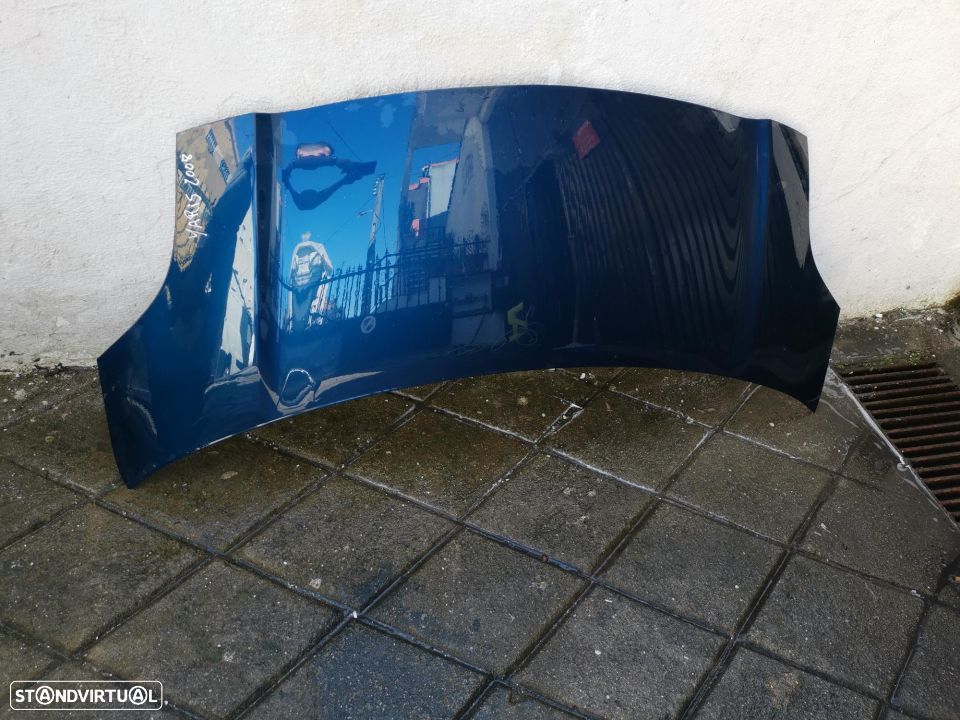 Capot toyota yaris 2006 a 2011 - 1