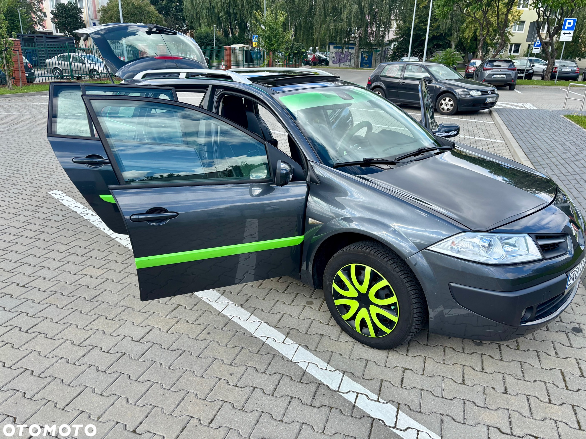 Renault Megane - 2