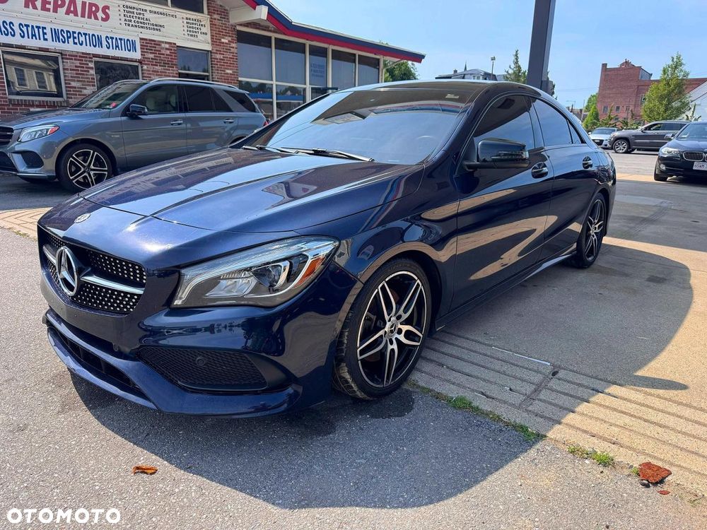 Mercedes-Benz CLA 250 4-Matic AMG Line - 5