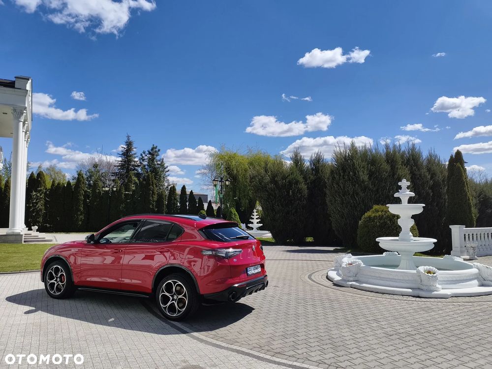Alfa Romeo Stelvio 2.0 Turbo 16V AT8-Q4 Veloce Ti - 6