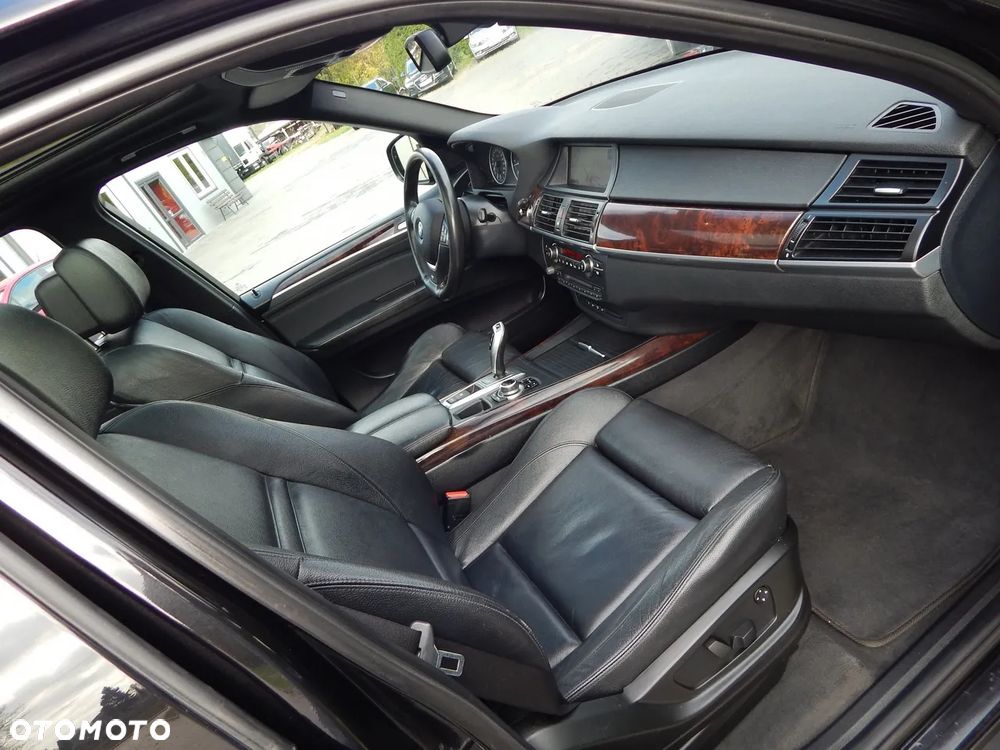 BMW X5 xDrive35d - 10