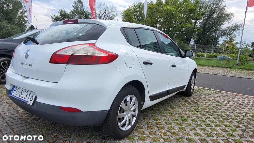 Renault Megane 1.5 dCi Generation Authentique - 8
