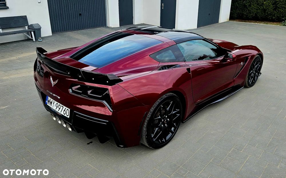 Chevrolet Corvette - 5
