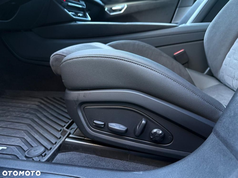Audi e-tron GT - 17
