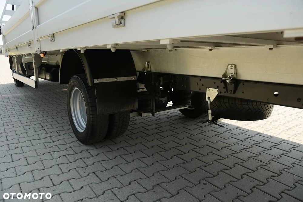 Iveco DMC 3500 kg/ DAILY/ 15 EP SKRZYNIA 615x245 cm/ NA PODUSZKACH/ KOŁA BLIŻNIACZE/3.0 HPi 150 KM/SALON POLSKA/PIERWSZY WŁAŚCIICIEL/ - 16