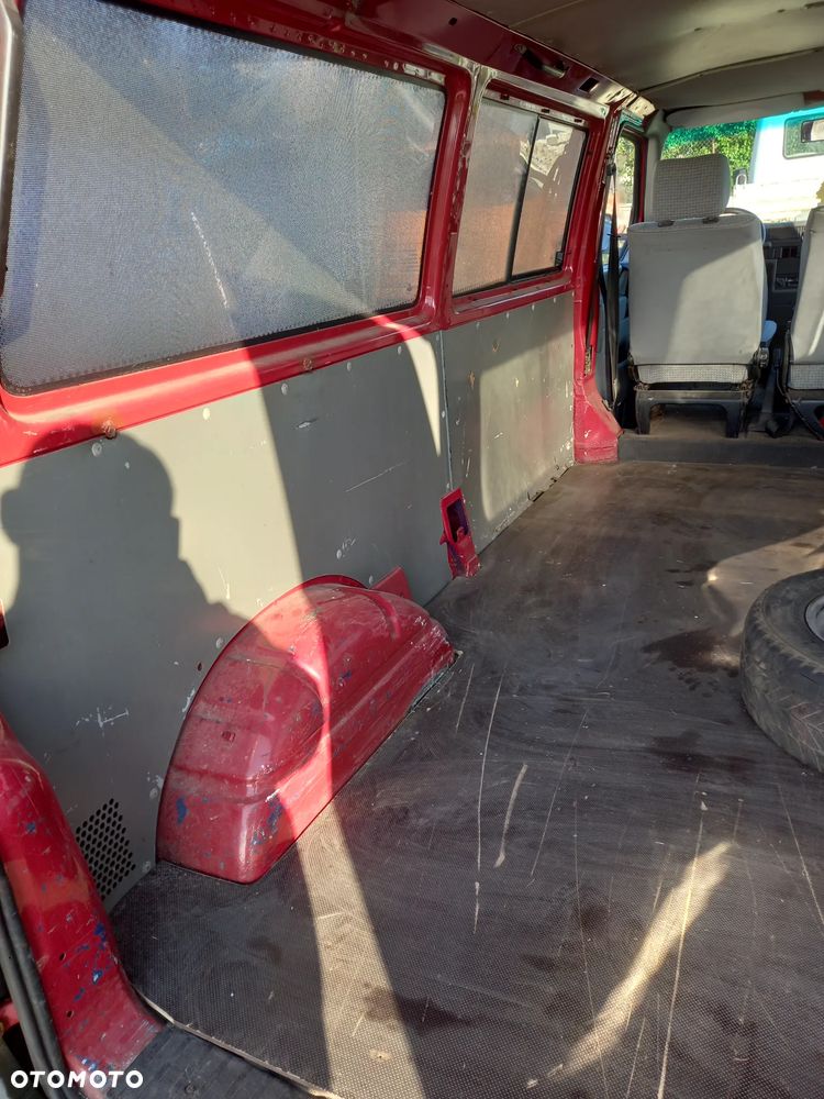 Volkswagen TRANSPORTER - 11