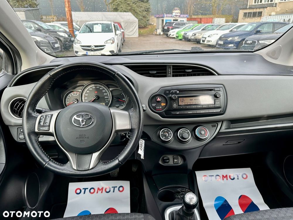Toyota Yaris 1.0 Active EU6 - 15