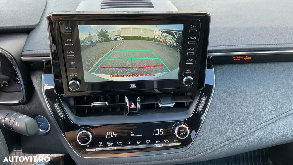 Toyota Corolla 2.0 HSD Exclusive Plus GR Sport Bi-Tone - 31