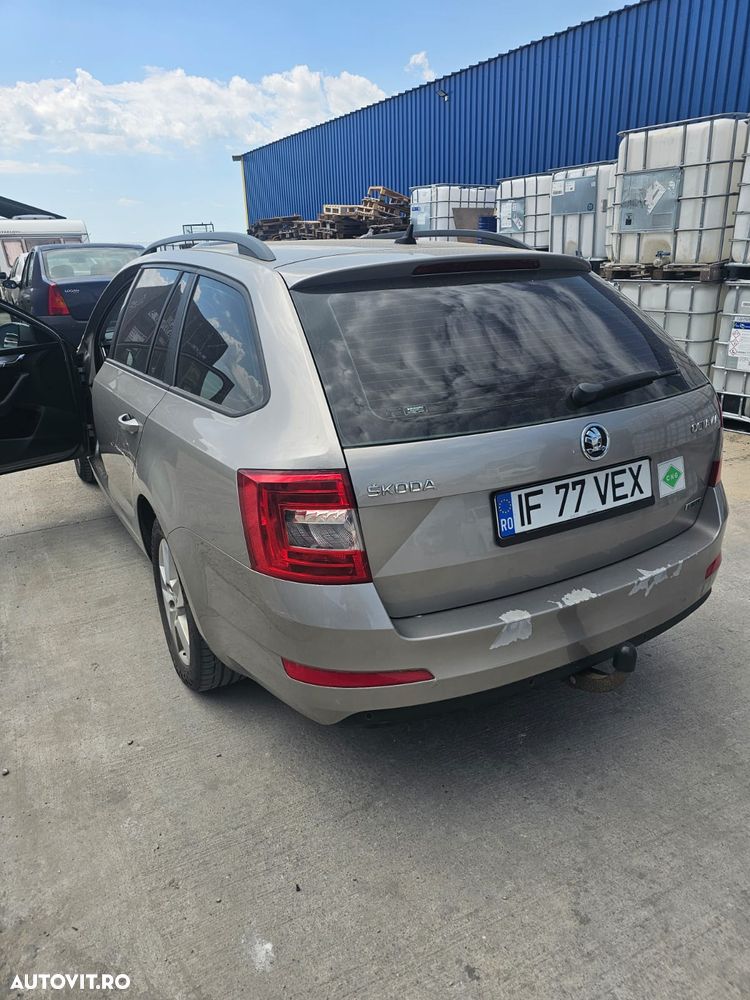 Skoda Octavia - 8