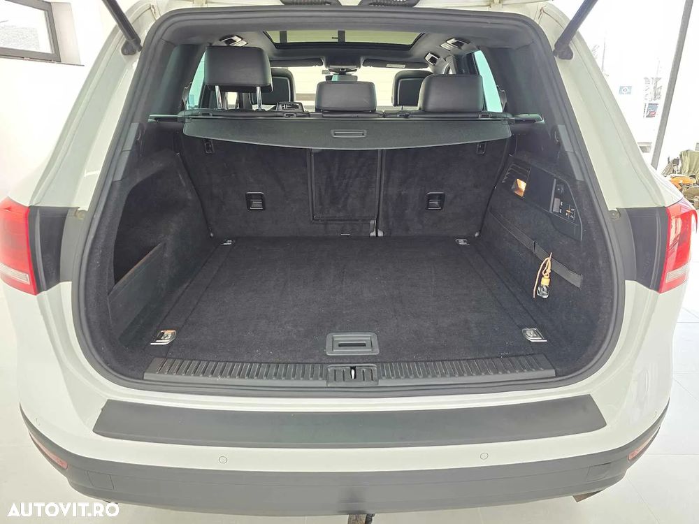 Volkswagen Touareg 3.0 V6 TDI SCR Blue Motion DPF Automatik Terrain Tech Exclusive - 11