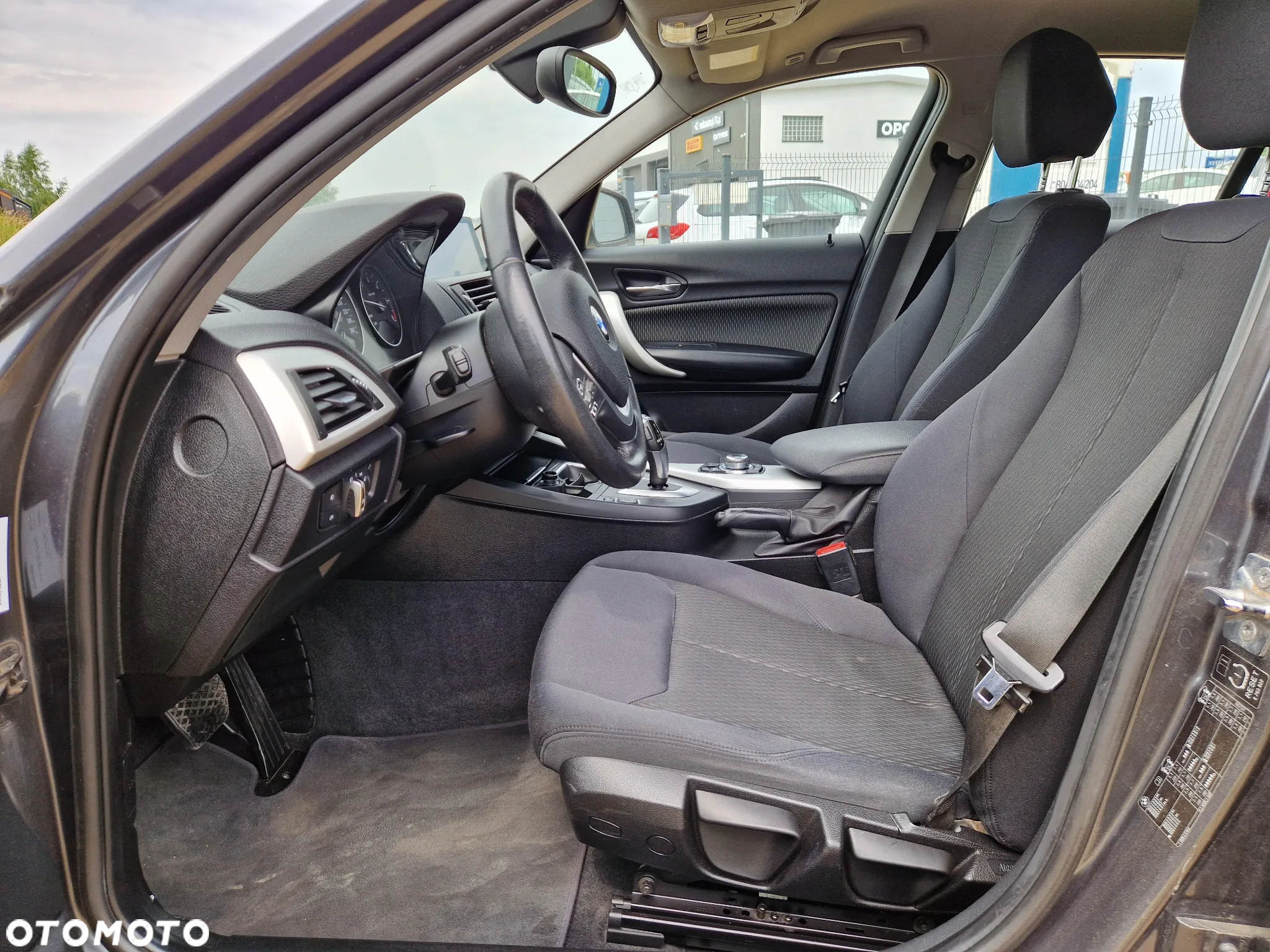 BMW Seria 1 118d Sport Line - 11
