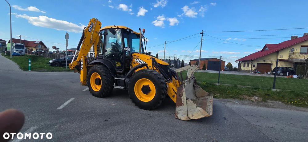 JCB 4CX - 4