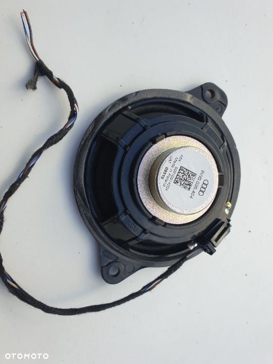 Głośnik Bang Olufsen Audi A4 B9 - 2