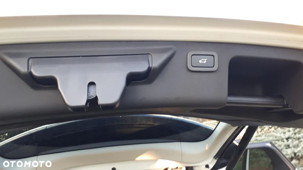 Land Rover Discovery Sport 2.0 TD4 SE - 19