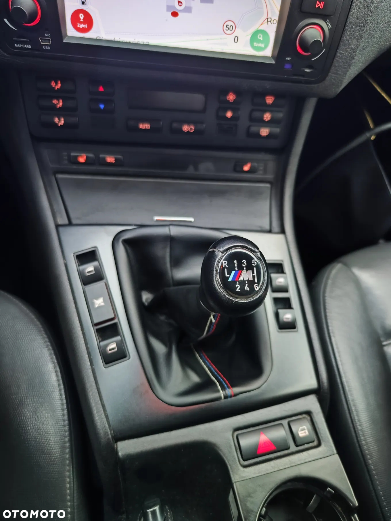 BMW Seria 3 330i - 36