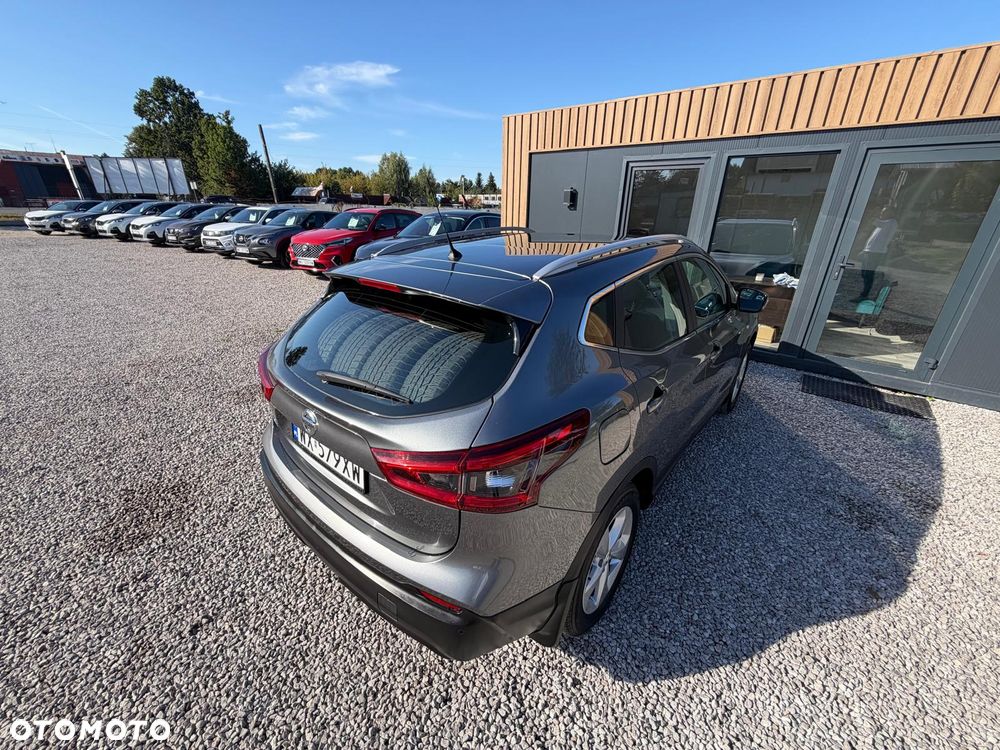 Nissan Qashqai 1.3 DIG-T N-Connecta EU6d - 35
