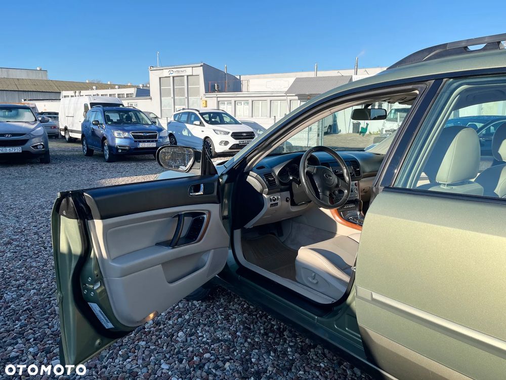 Subaru Outback - 11
