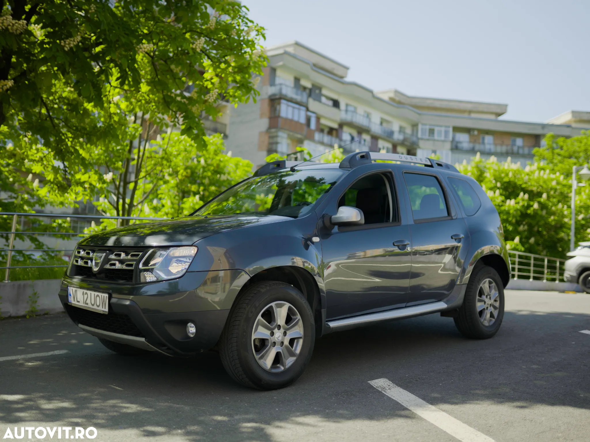 Dacia Duster 1.5 dCi 4x4 Laureate - 2