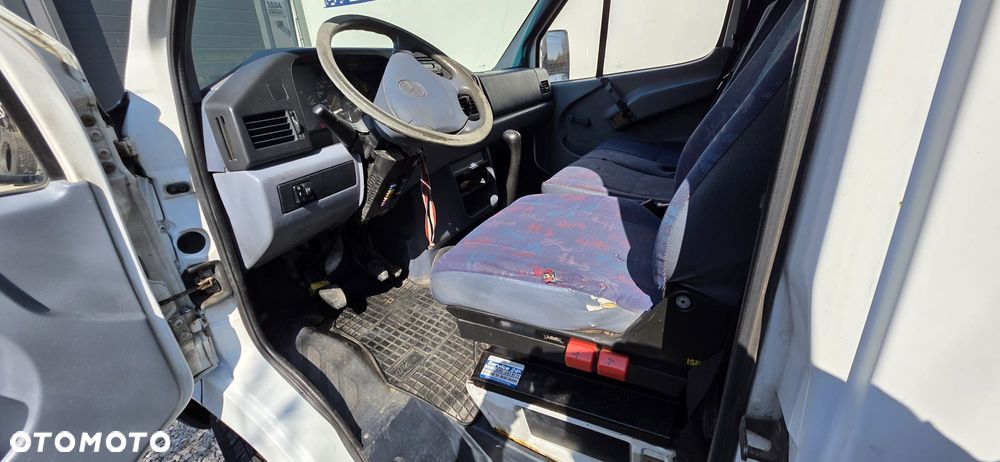 Mercedes-Benz SPRINTER 312 - 8