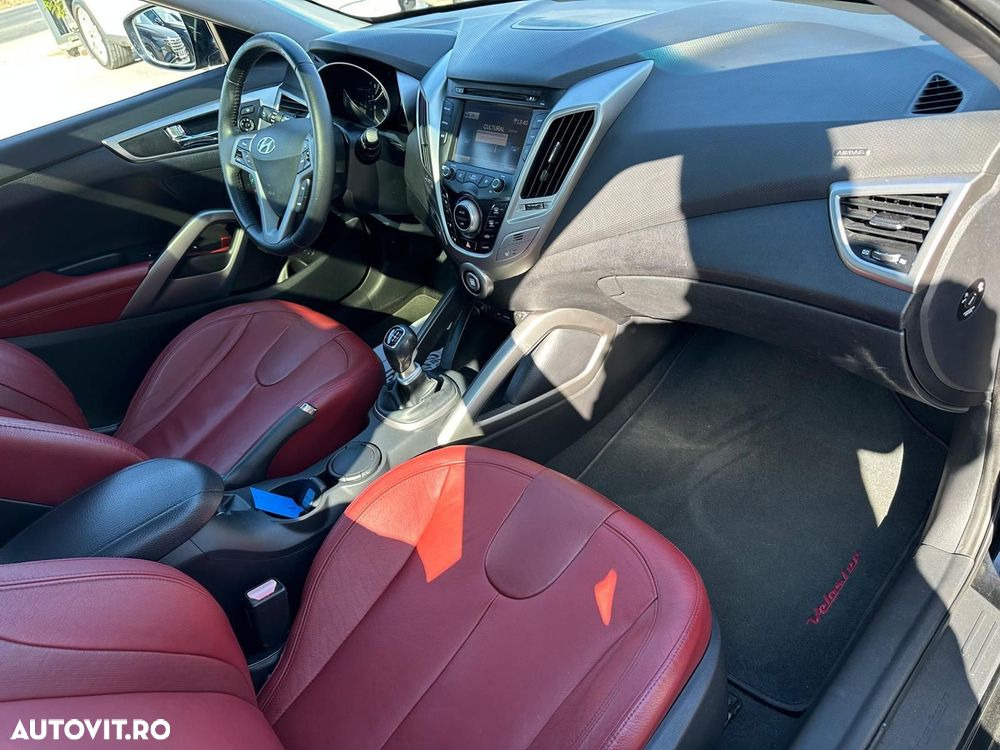 Hyundai Veloster - 9