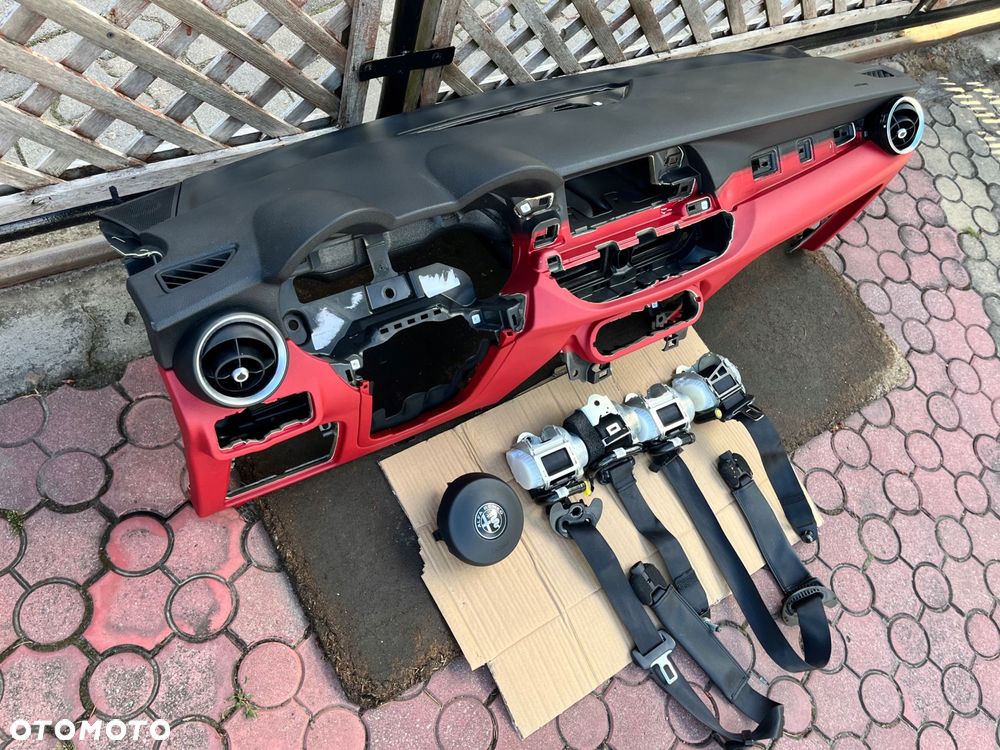 Konsola Poduszki 4 x pasy Alfa Romeo Stelvio Oryginał Demontaż - 3