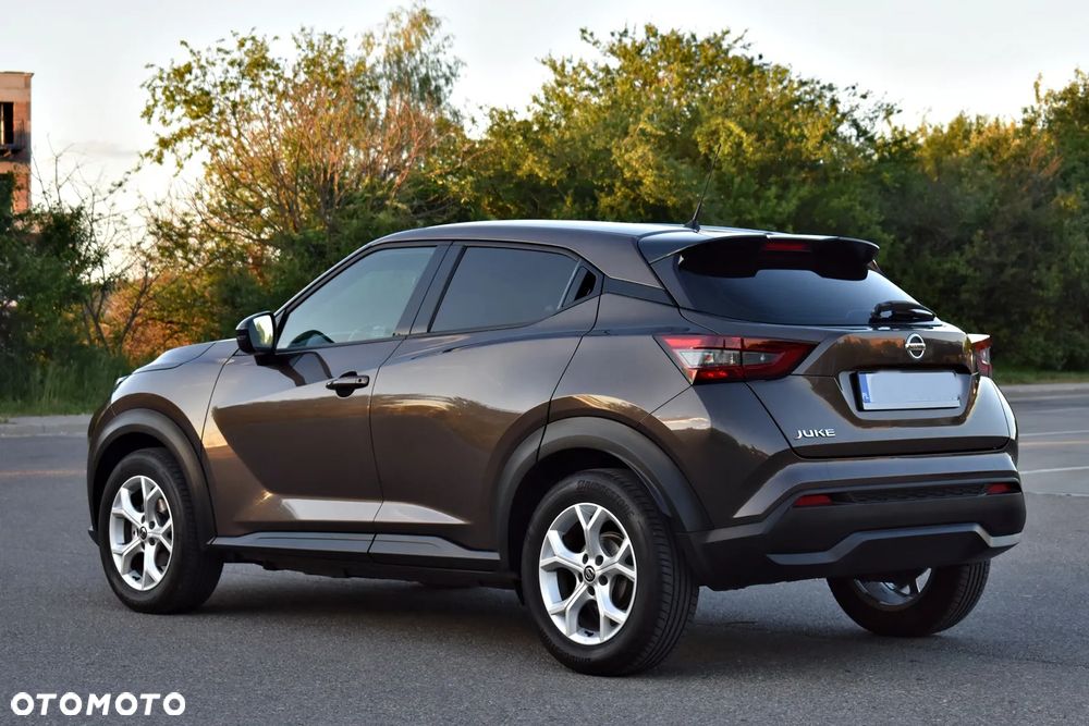 Nissan Juke 1.0 DIG-T Tekna - 10