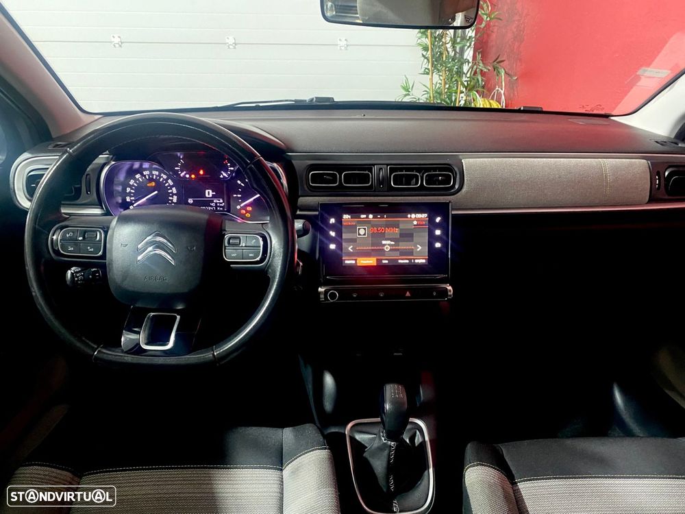 Citroën C3 1.2 PureTech Shine - 44