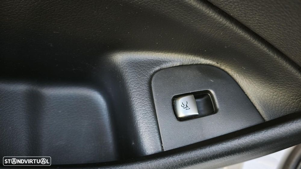 Mercedes-Benz E 220 d Avantgarde+ - 43