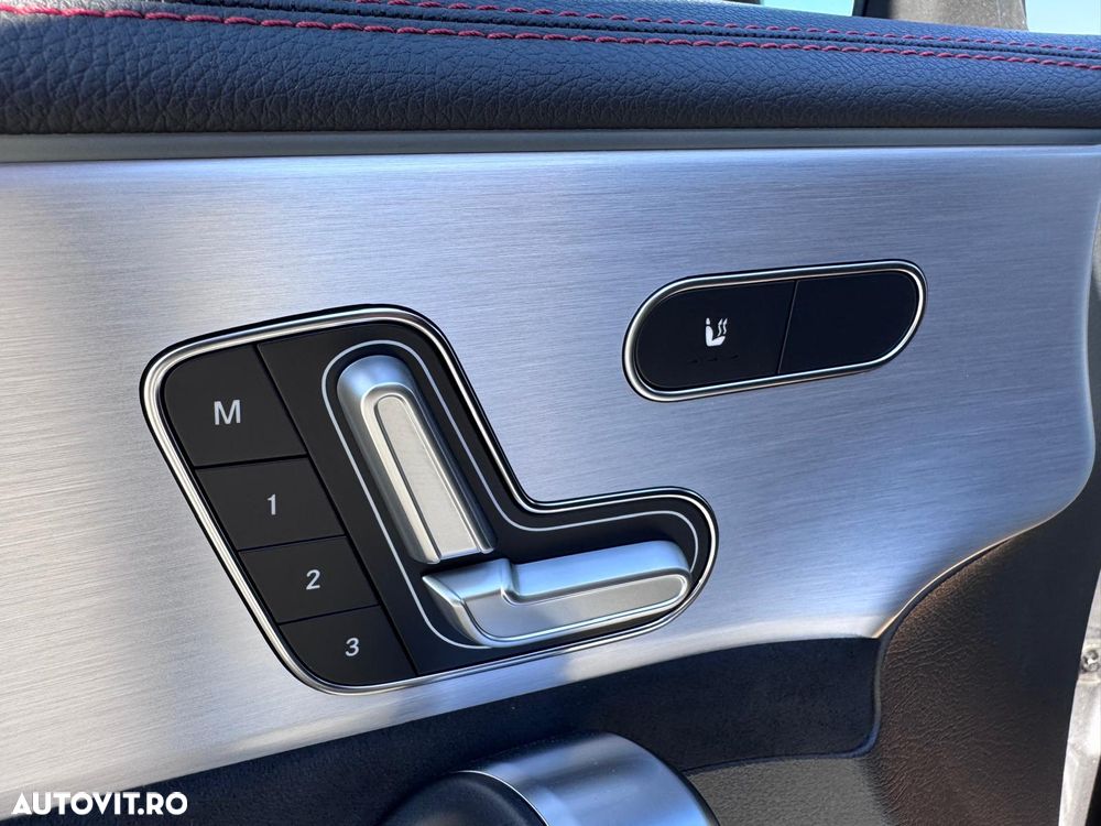 Mercedes-Benz CLA - 12