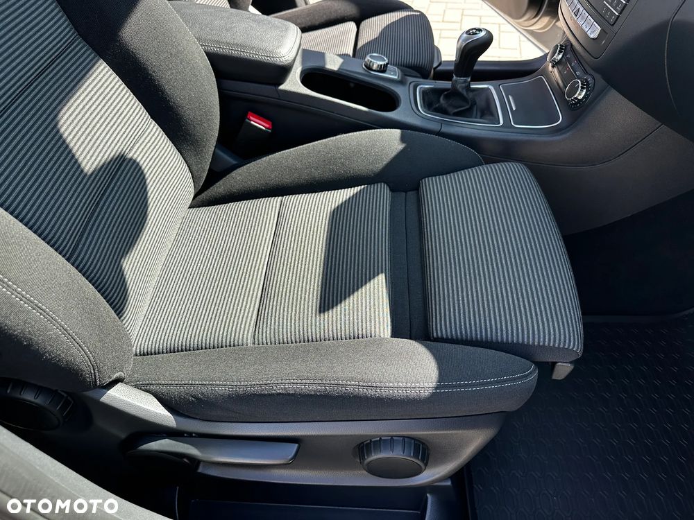 Mercedes-Benz Klasa B - 24