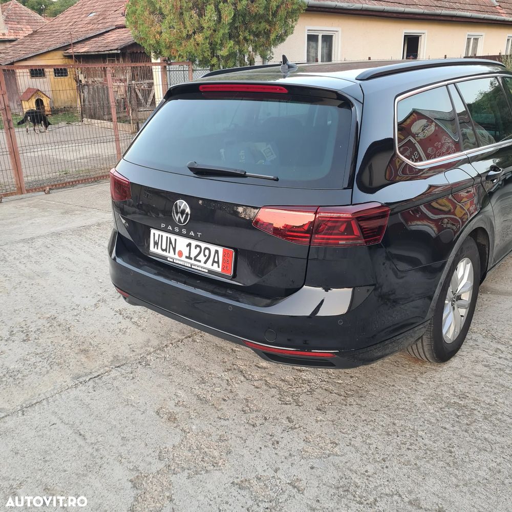 Volkswagen Passat 2.0 TDI SCR Trendline - 16