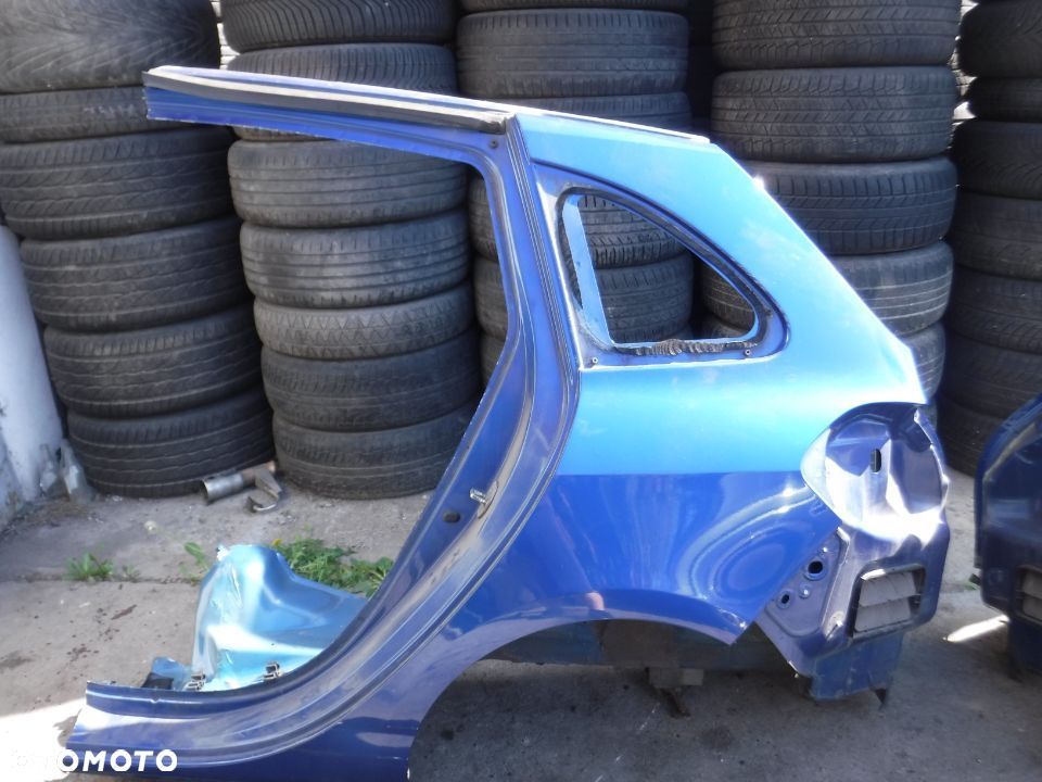 Renault Clio III cwiartka tyl blotnik - 2