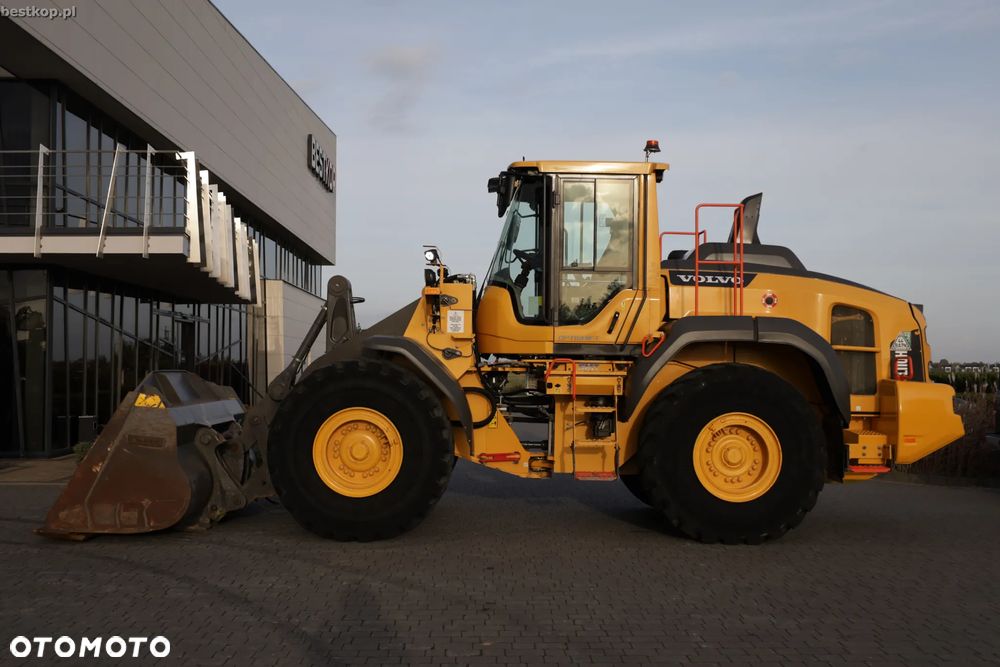 Volvo L110H - 11